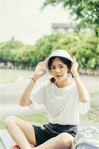 吻她上瘾 华灼灼